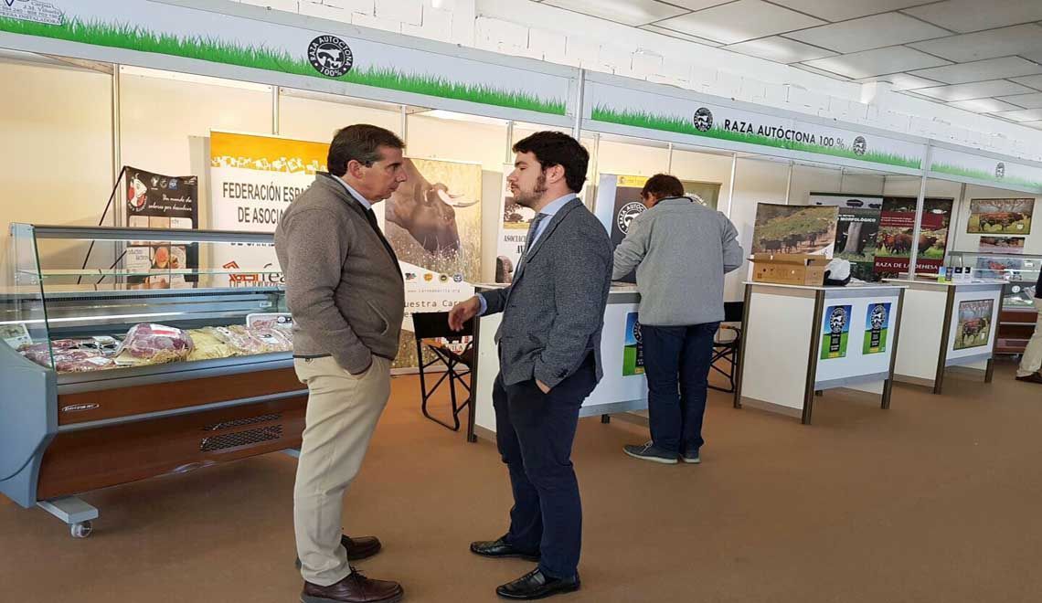 feria_trujillo_stand_carnedeavila